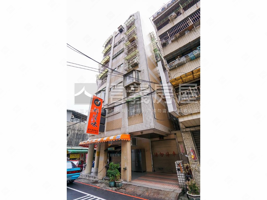 【長壽街】稀有三角窗店面房屋室內格局與周邊環境