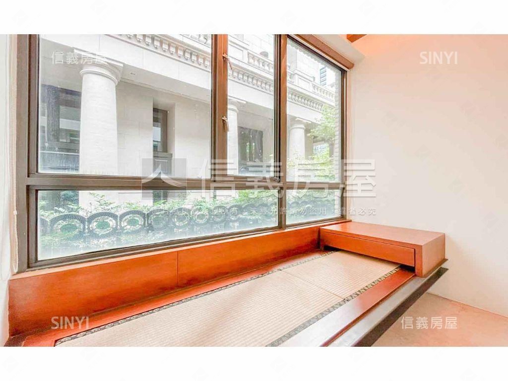 台中七期電梯別墅市鎮之星房屋室內格局與周邊環境