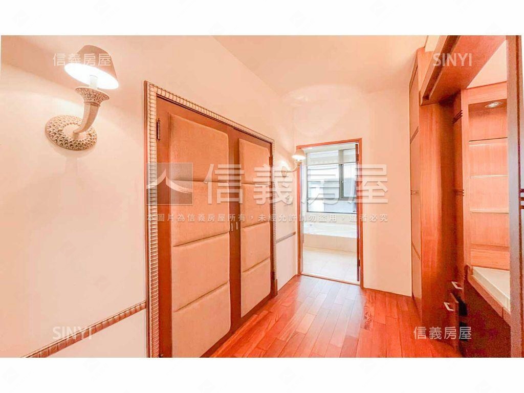 台中七期電梯別墅市鎮之星房屋室內格局與周邊環境