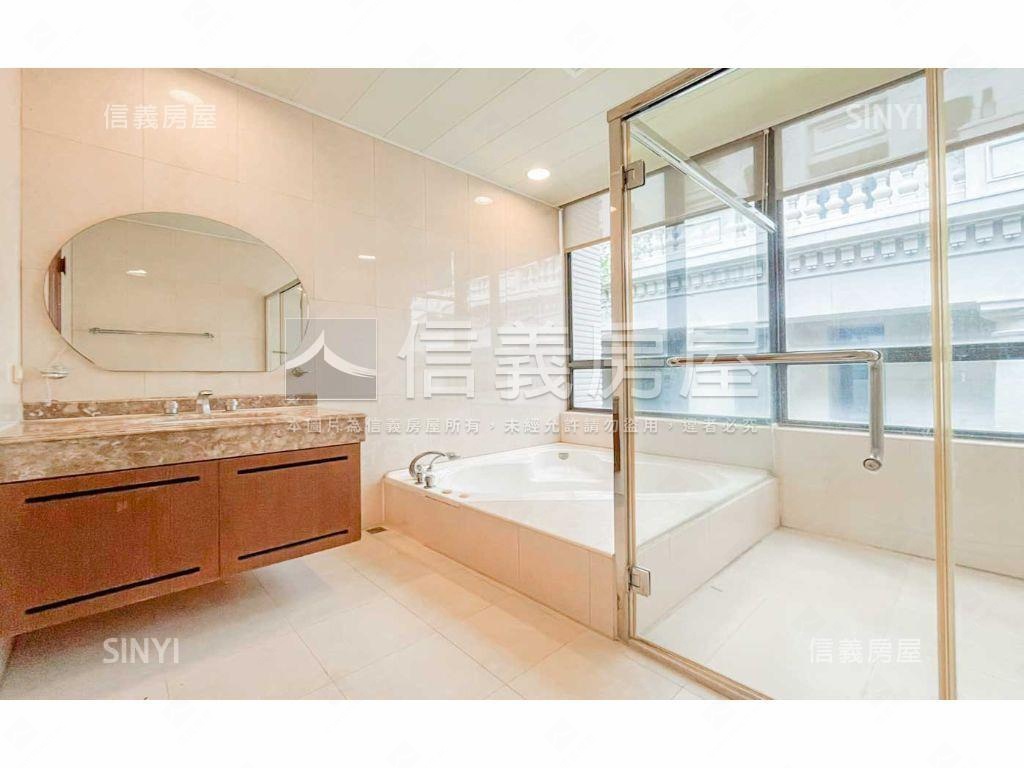 台中七期電梯別墅市鎮之星房屋室內格局與周邊環境