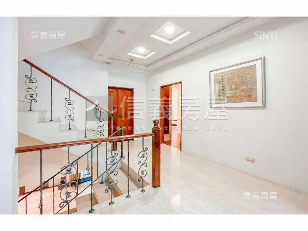 台中七期電梯別墅市鎮之星房屋室內格局與周邊環境