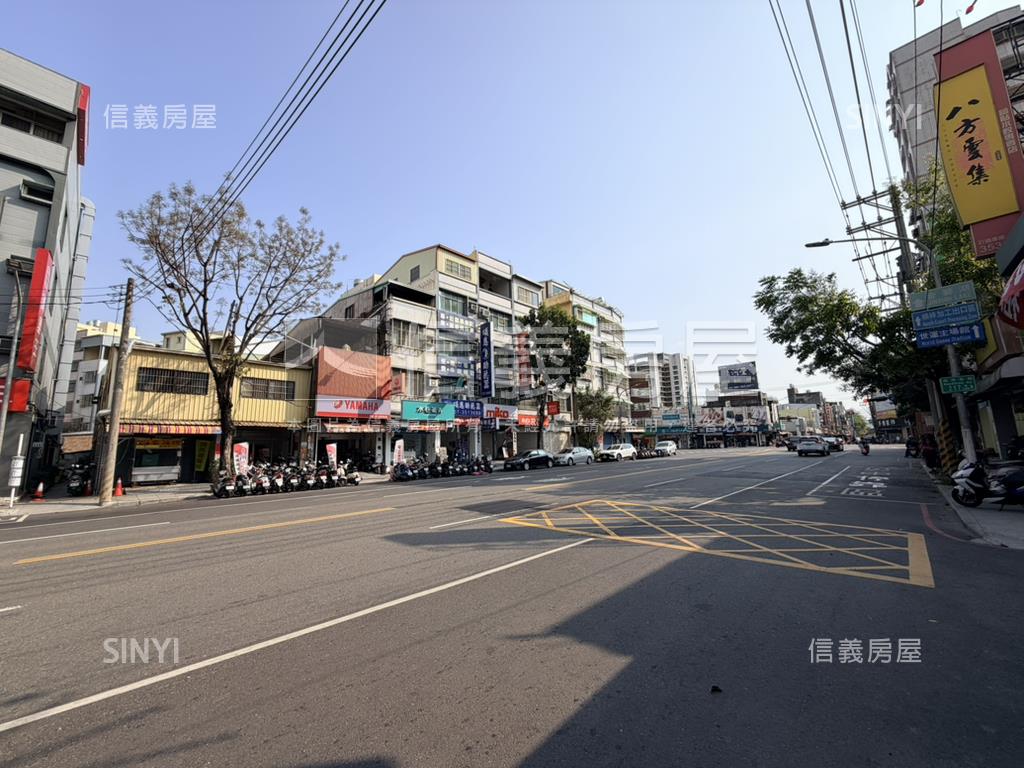 必看楠梓車站熱鬧透天房屋室內格局與周邊環境