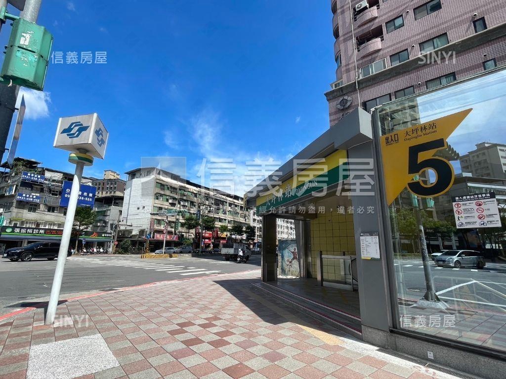 大坪林捷運旁大面寬金店面房屋室內格局與周邊環境