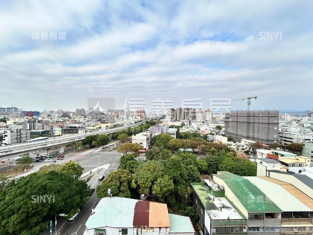 總太東方紐約兩房開窗平車房屋室內格局與周邊環境