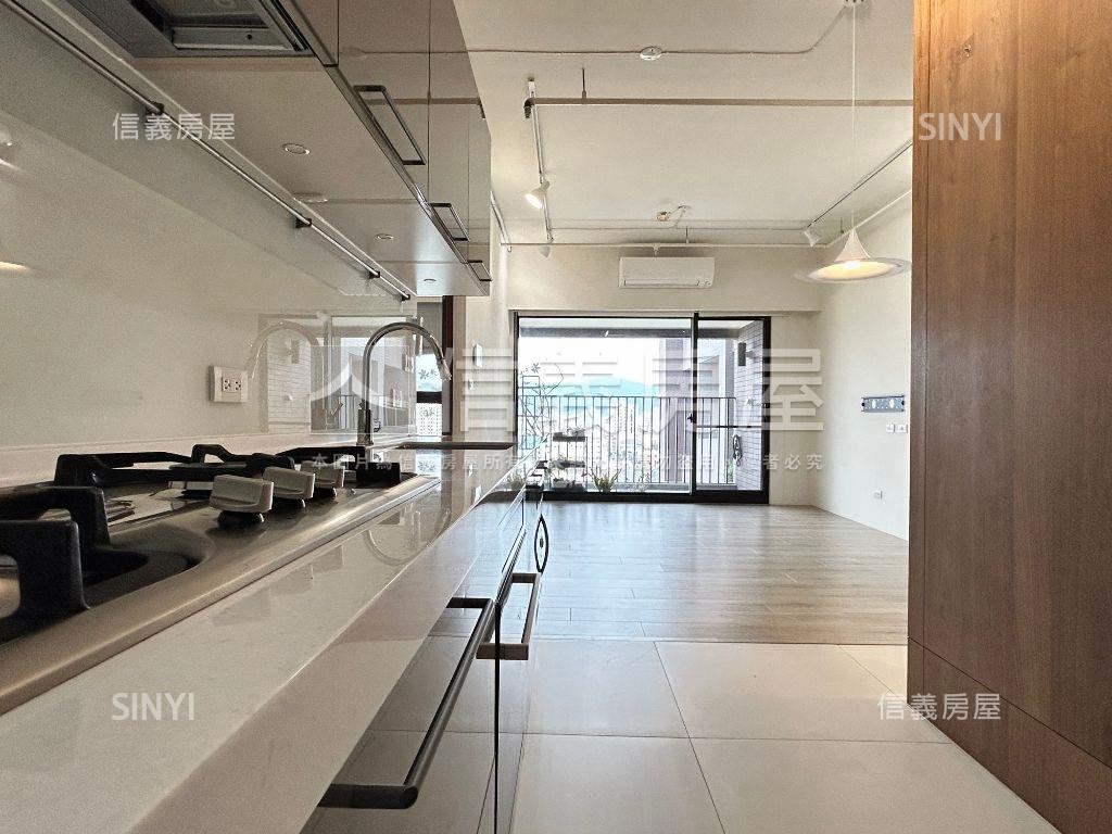 總太東方紐約兩房開窗平車房屋室內格局與周邊環境