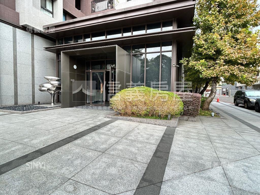 總太東方紐約兩房開窗平車房屋室內格局與周邊環境