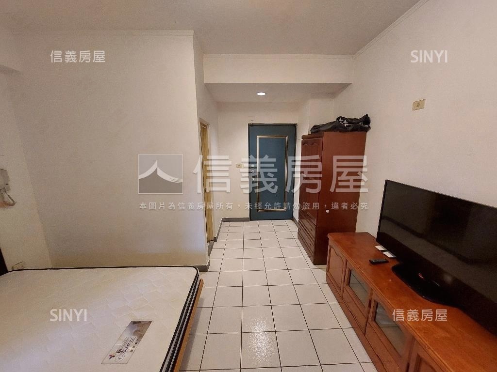 五期低總價理想貴族套房房屋室內格局與周邊環境