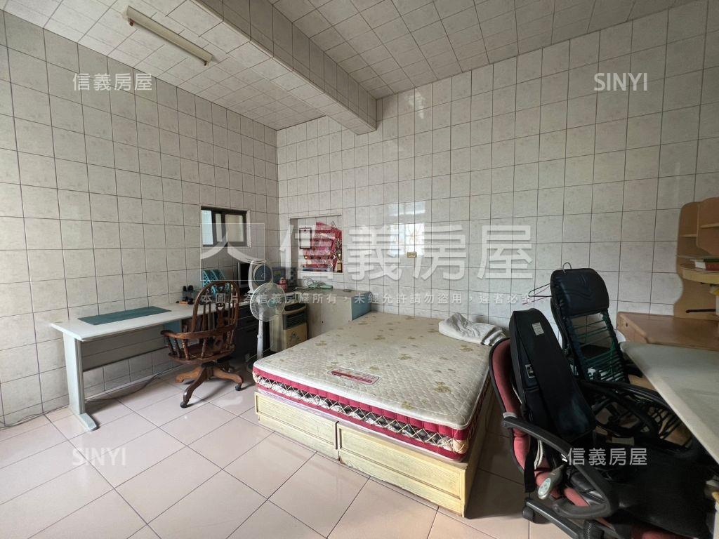 中華一路正路金透店房屋室內格局與周邊環境