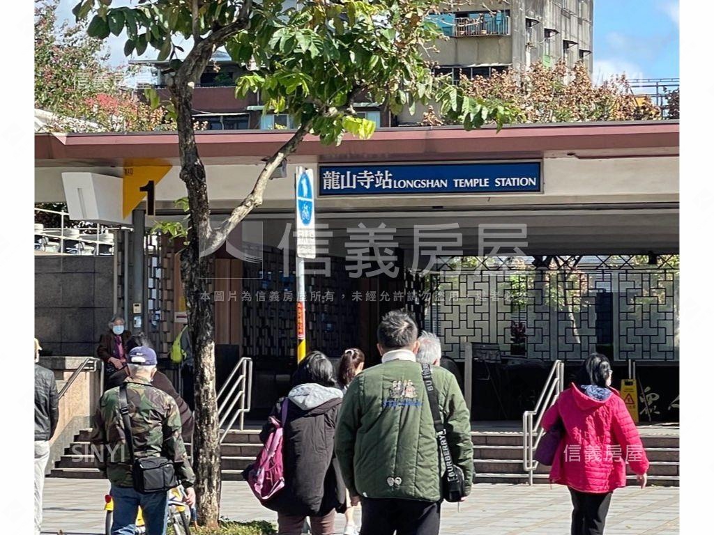 面老松國小招財守富電梯房屋室內格局與周邊環境