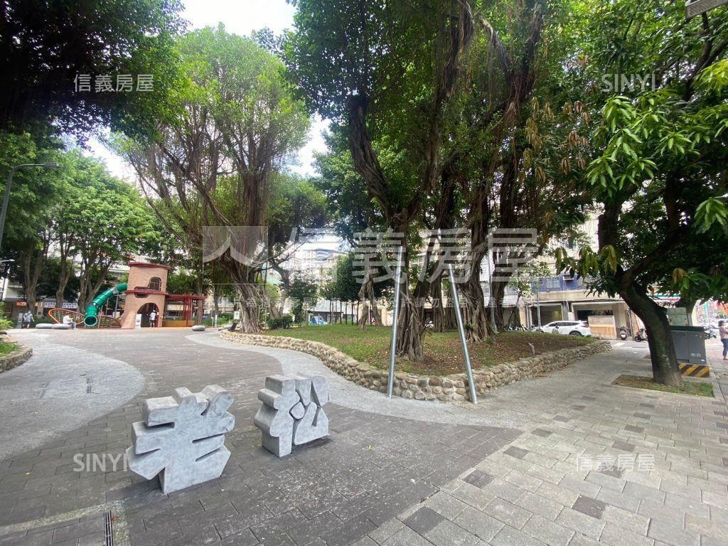 面老松國小招財守富電梯房屋室內格局與周邊環境