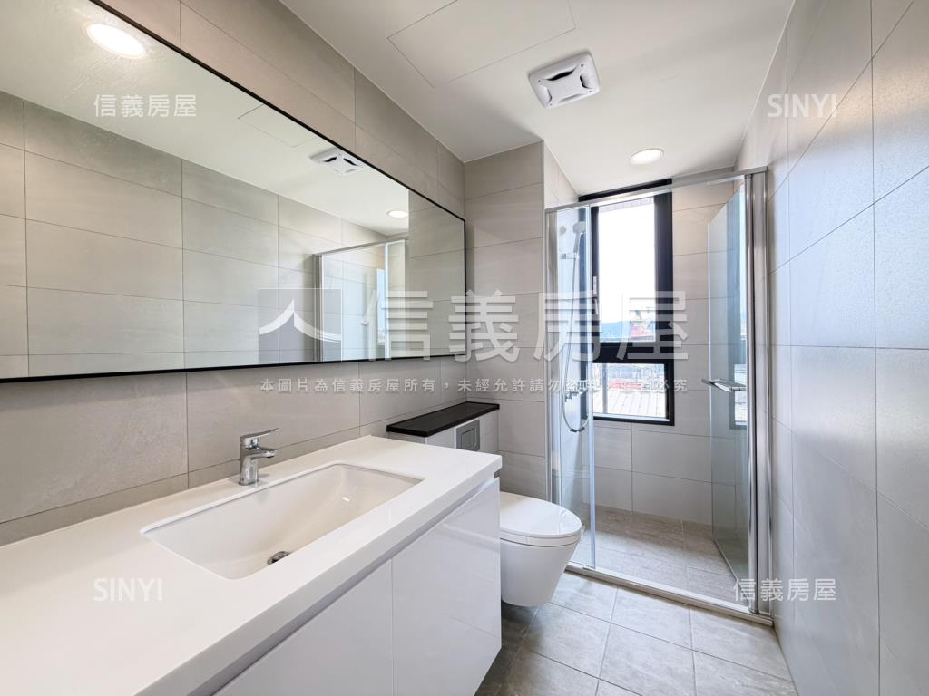 東區環狀採光兩房露臺房屋室內格局與周邊環境