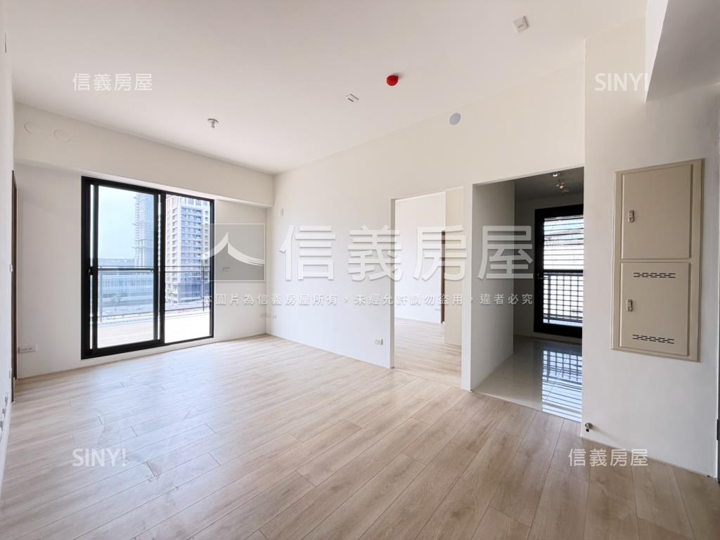 東區環狀採光兩房露臺房屋室內格局與周邊環境