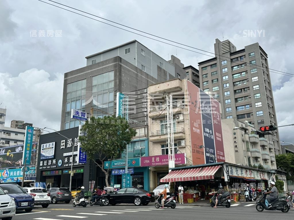 自由黃昏市場面寬金透店房屋室內格局與周邊環境