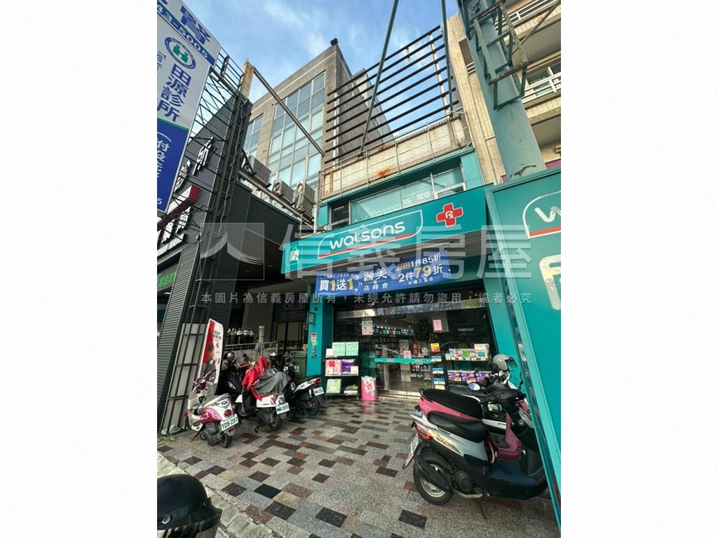 自由黃昏市場面寬金透店房屋室內格局與周邊環境