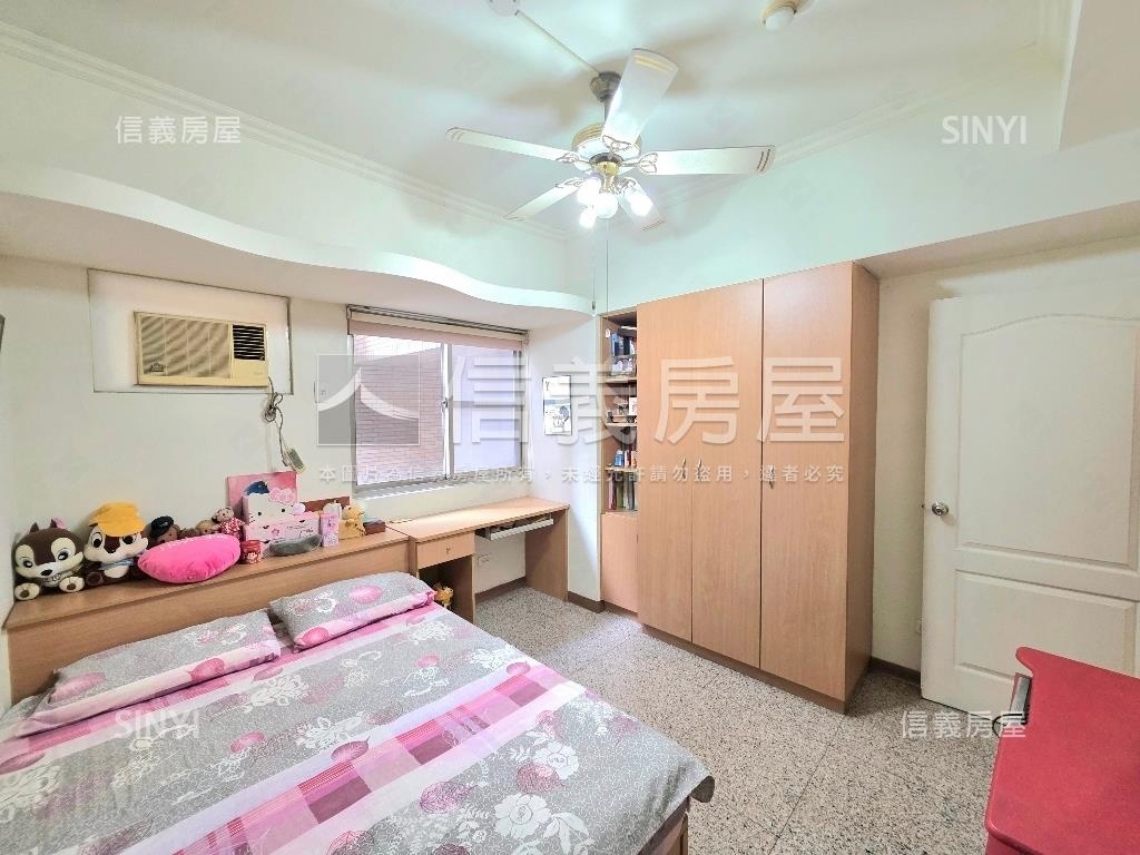 惠文國小學區四房雙平車位房屋室內格局與周邊環境