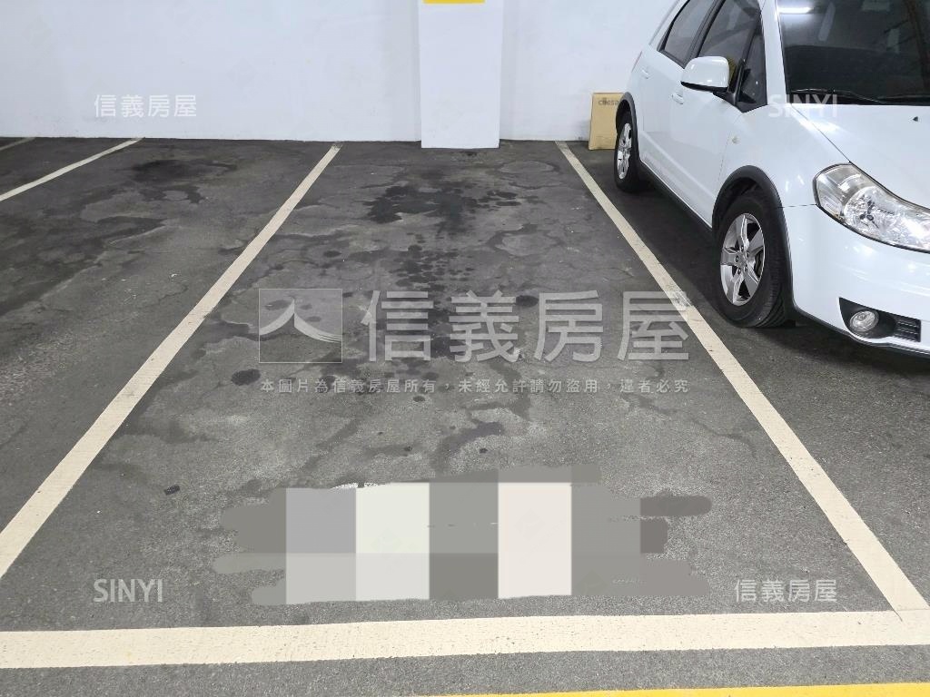 惠文國小學區四房雙平車位房屋室內格局與周邊環境