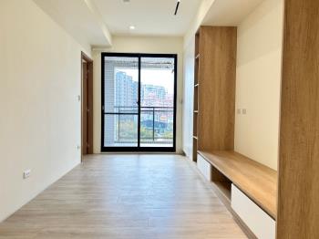 新案晴川苑兩房車位美裝潢