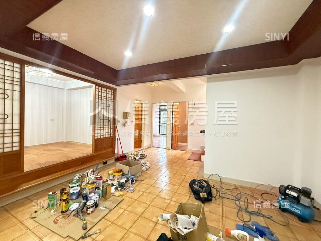 新店僑信路透天誠售房屋室內格局與周邊環境