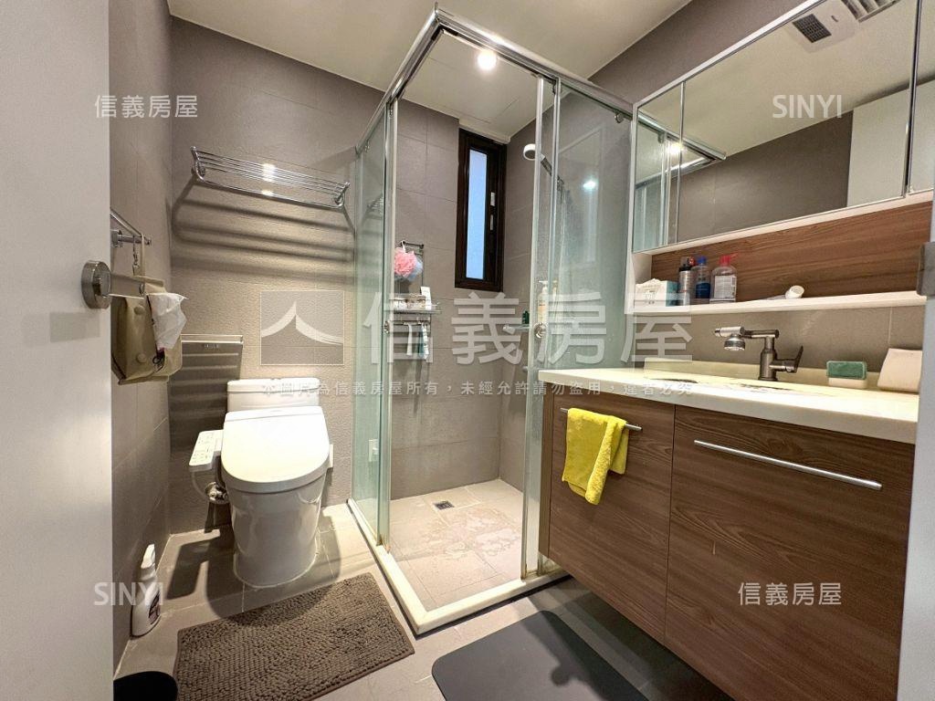 質感生活日和花園２房車位房屋室內格局與周邊環境