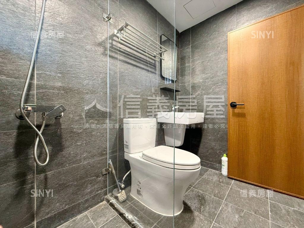 日式中華路辦公室房屋室內格局與周邊環境