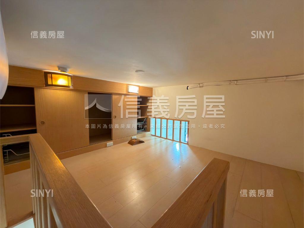 低總價稀有釋出電梯套房房屋室內格局與周邊環境