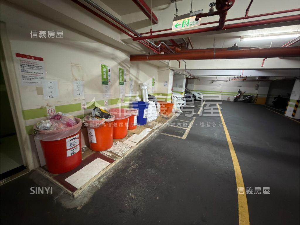 低總價稀有釋出電梯套房房屋室內格局與周邊環境