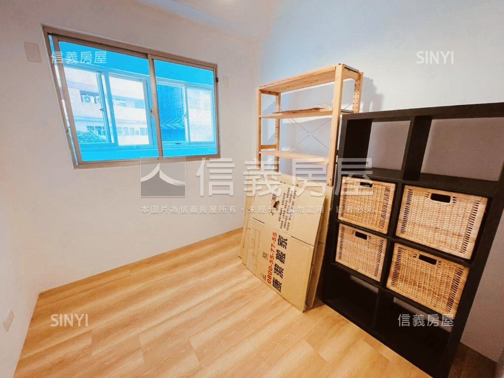 近車站世貿美妝２房房屋室內格局與周邊環境