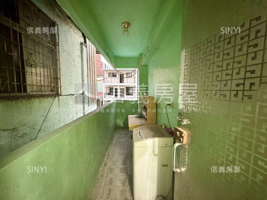套房‧衛浴開窗獨立陽台房屋室內格局與周邊環境