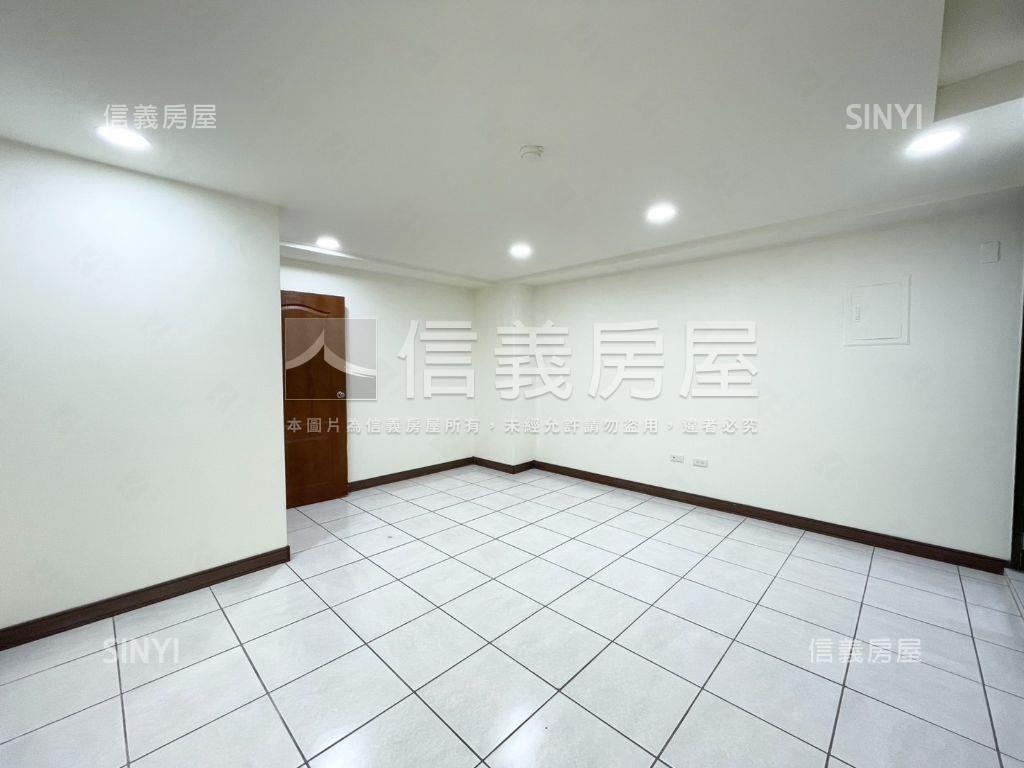 近精誠商圈臨路店住房屋室內格局與周邊環境