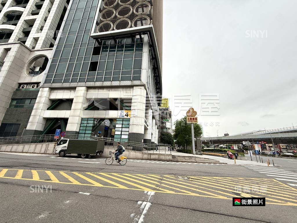 ★新埔站黃金好店面房屋室內格局與周邊環境