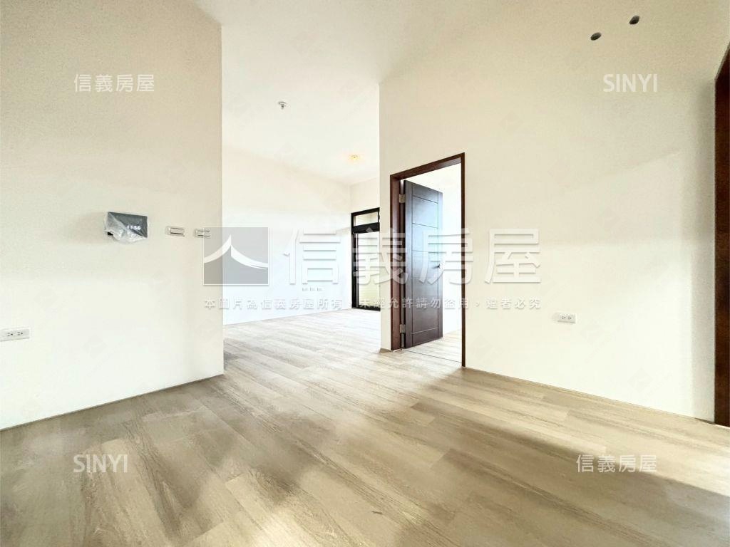 泉泓沐風２房●公園暖居房屋室內格局與周邊環境