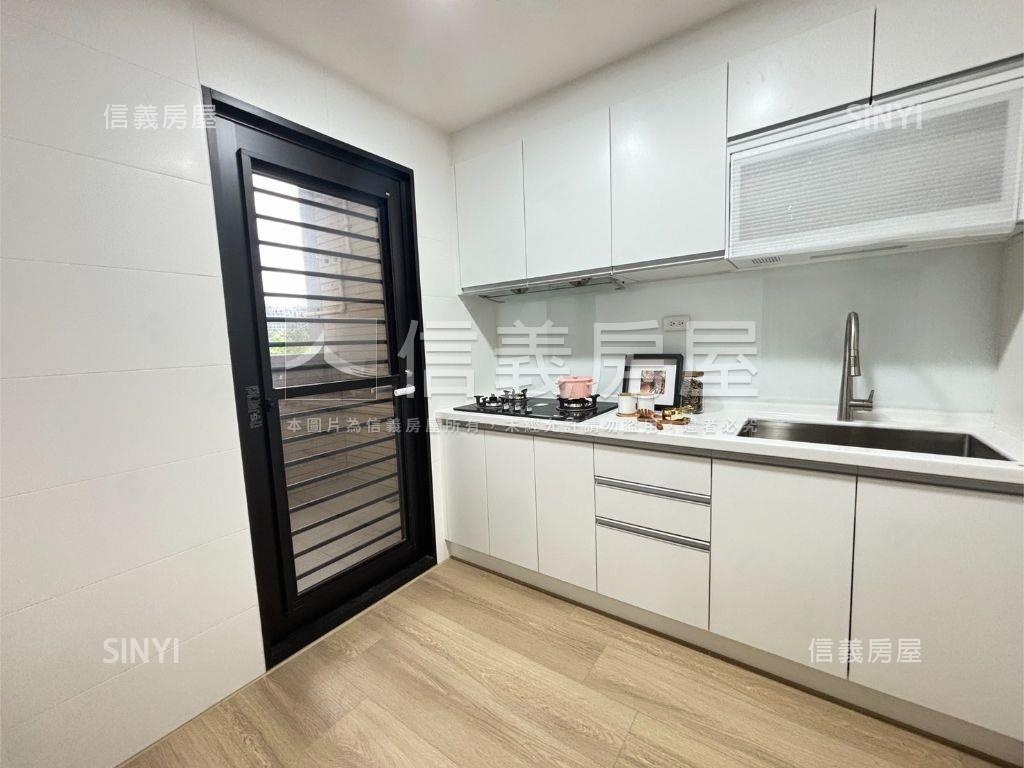 泉泓沐風２房●公園暖居房屋室內格局與周邊環境