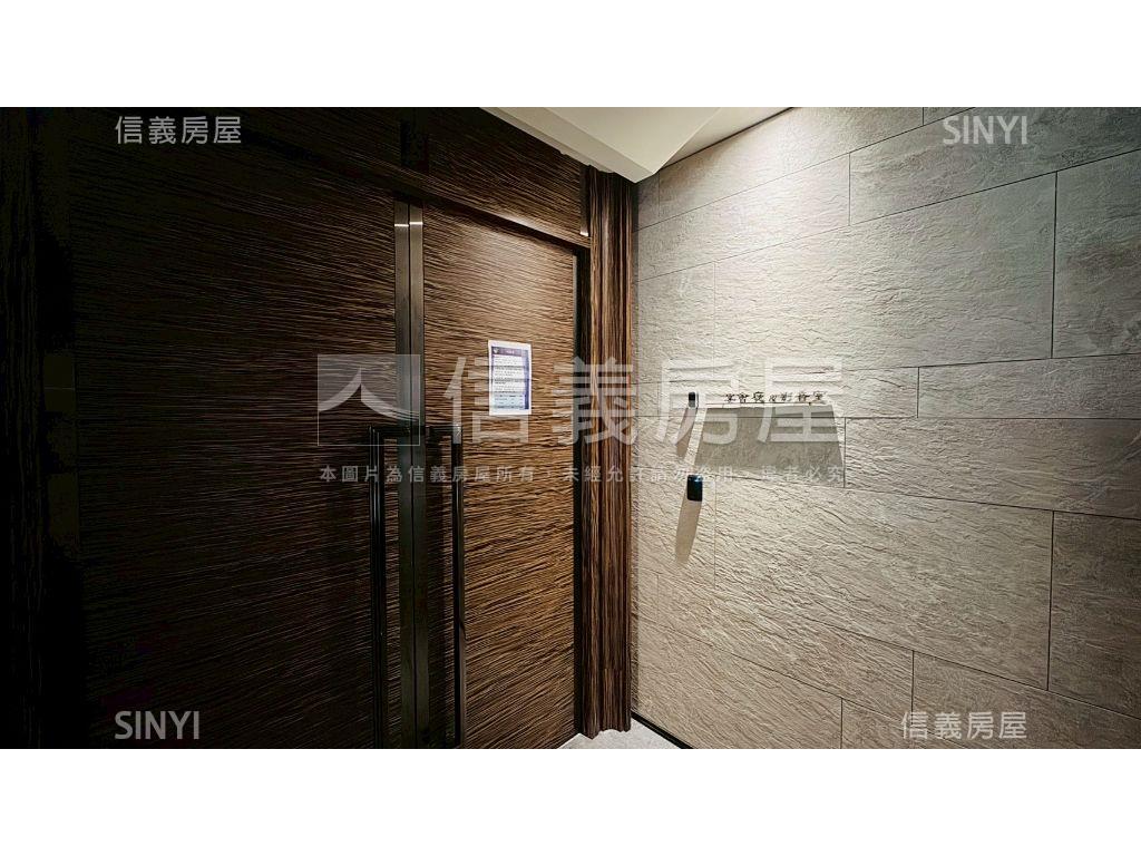 世紀雙星後棟樹梢裝潢戶房屋室內格局與周邊環境