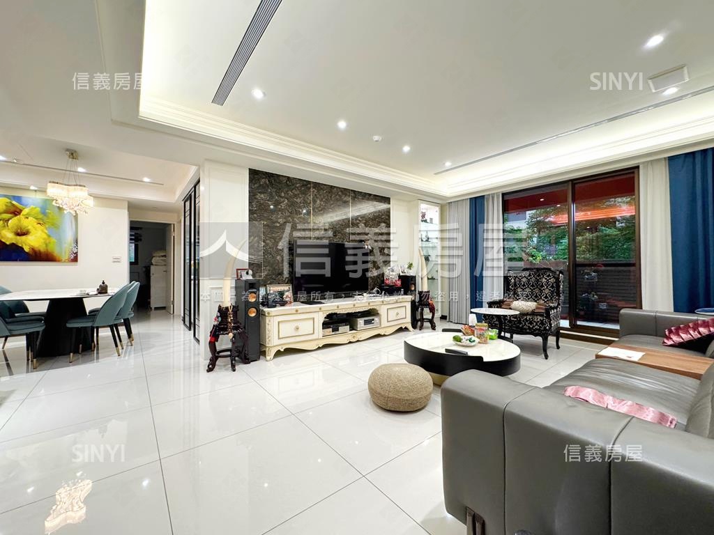 『弘暉大悅』３房三車位房屋室內格局與周邊環境