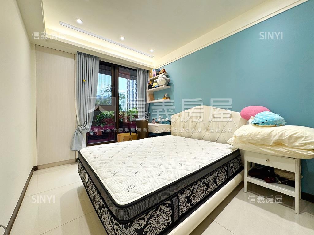 『弘暉大悅』３房三車位房屋室內格局與周邊環境