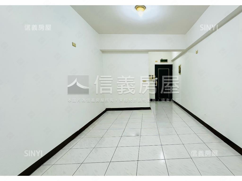 正義北路有陽台電梯房屋室內格局與周邊環境