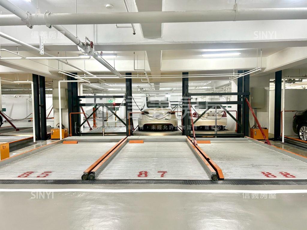 高雄大學市景兩房平移車位房屋室內格局與周邊環境