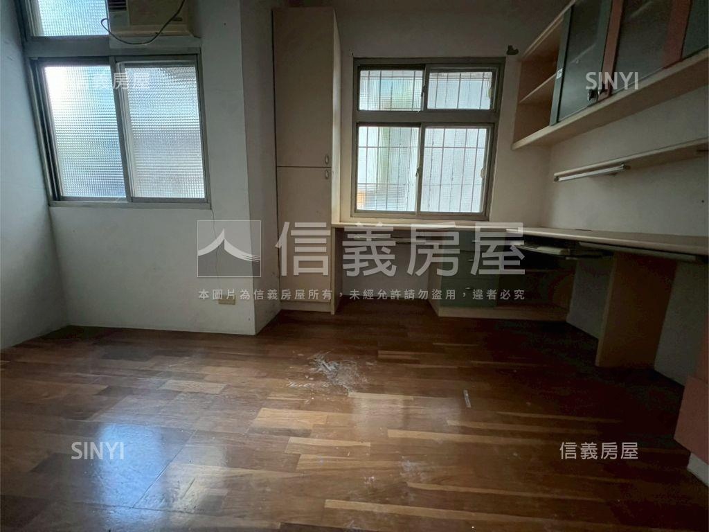 讚！！！萬盛流年黃金３樓房屋室內格局與周邊環境