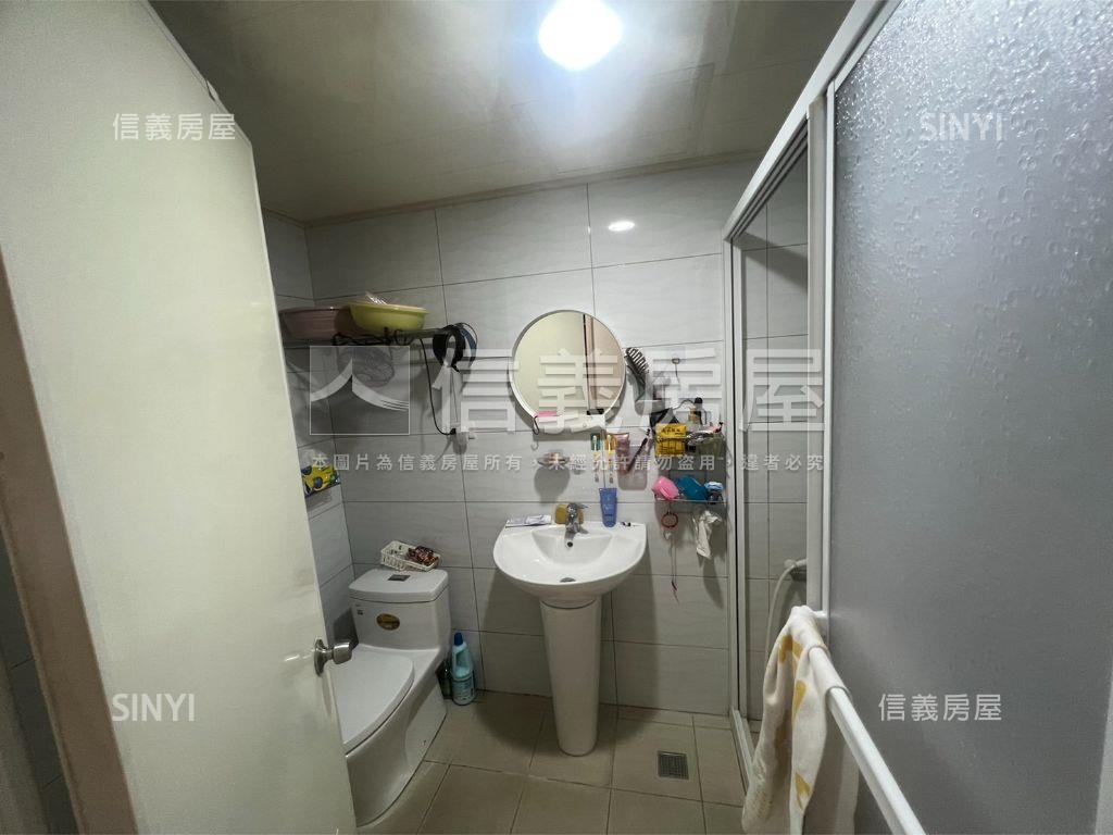 空三Ａ區４房露臺戶房屋室內格局與周邊環境