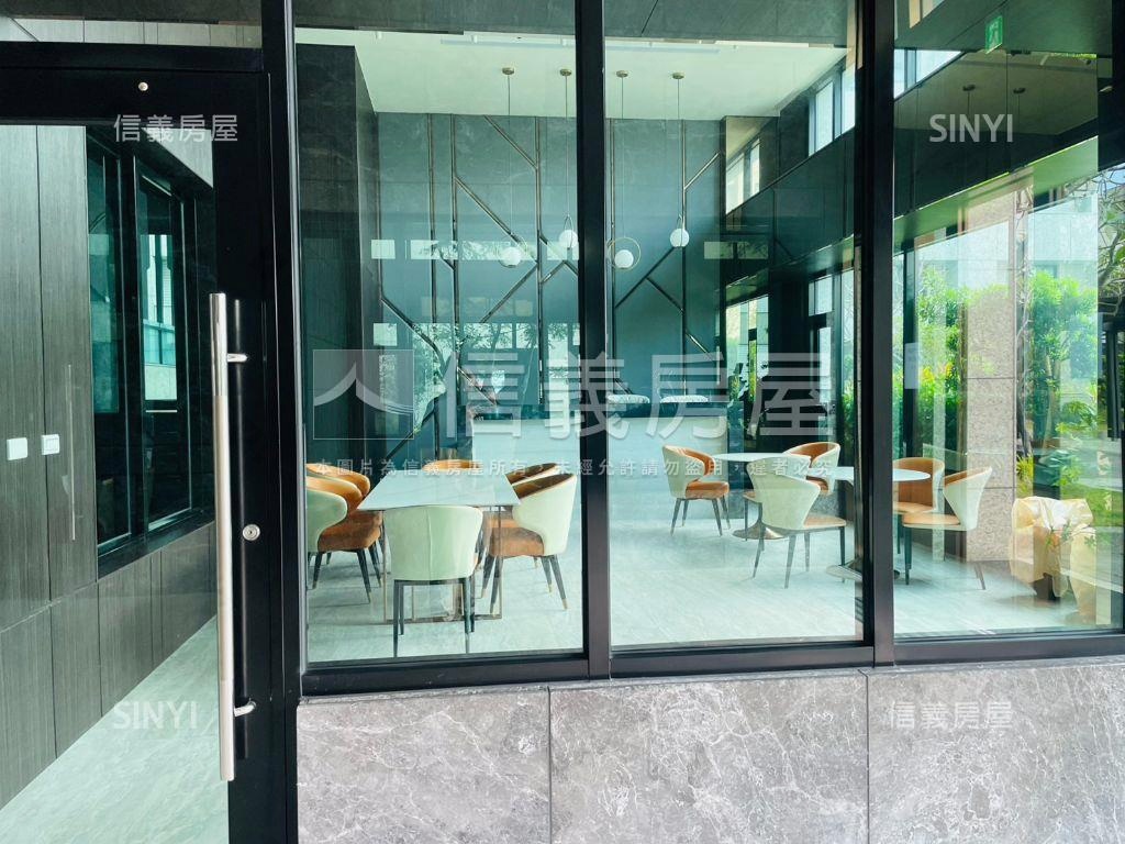 世界巨星高質感三房平車房屋室內格局與周邊環境