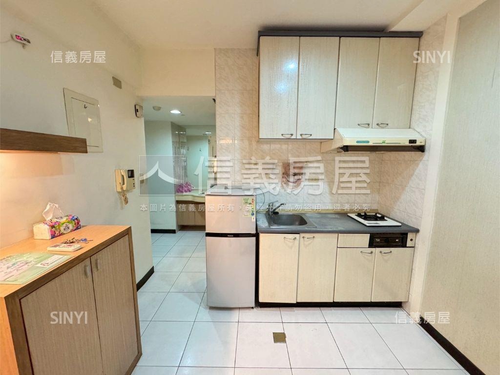 優質摩天鎮套房房屋室內格局與周邊環境