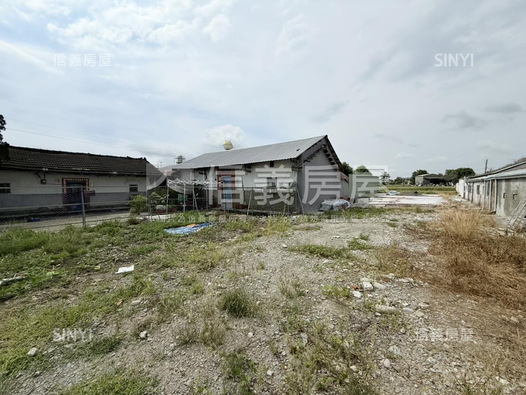 鄰中科漢翔附建照土地房屋室內格局與周邊環境