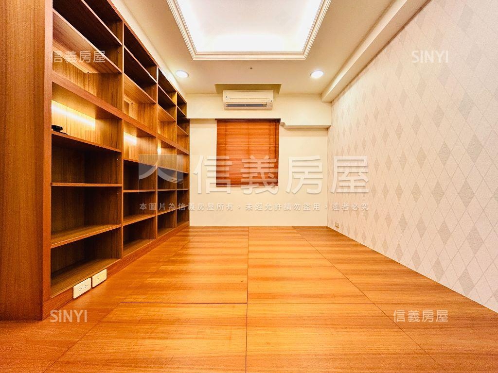 翡冷翠典雅三房車位房屋室內格局與周邊環境