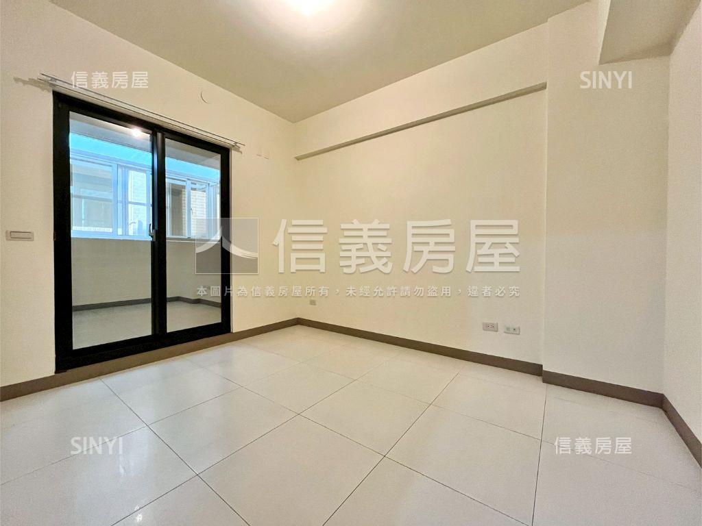 稀有高大東段面寬雙車墅房屋室內格局與周邊環境