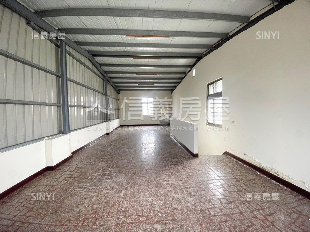 近運動中心透天店面房屋室內格局與周邊環境