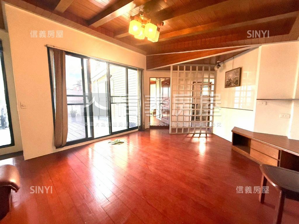 板橋車站府中捷運雙城美屋房屋室內格局與周邊環境