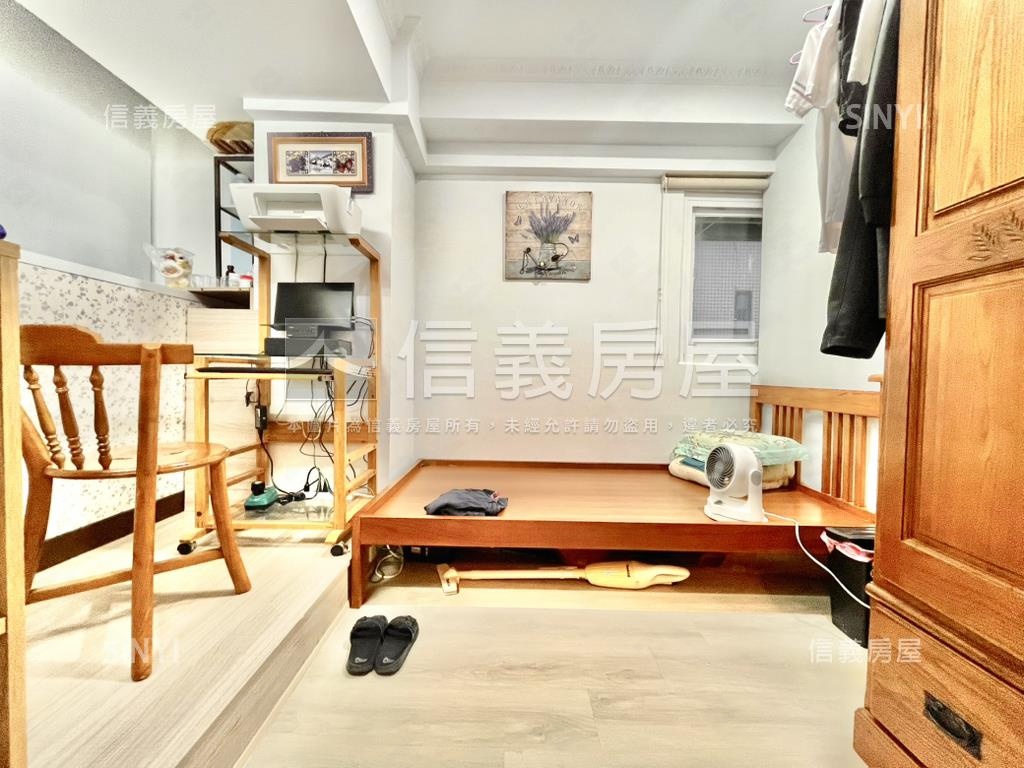 中山站歐風精品電梯二房房屋室內格局與周邊環境