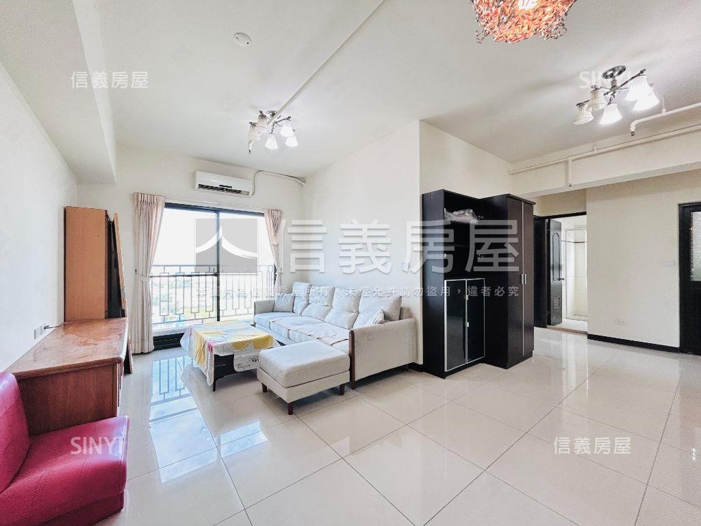 閱讀萊茵兩房平面車位房屋室內格局與周邊環境