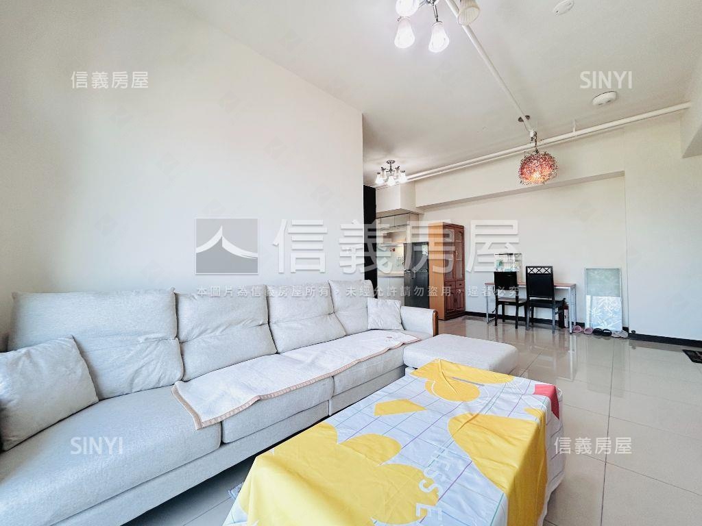 閱讀萊茵兩房平面車位房屋室內格局與周邊環境