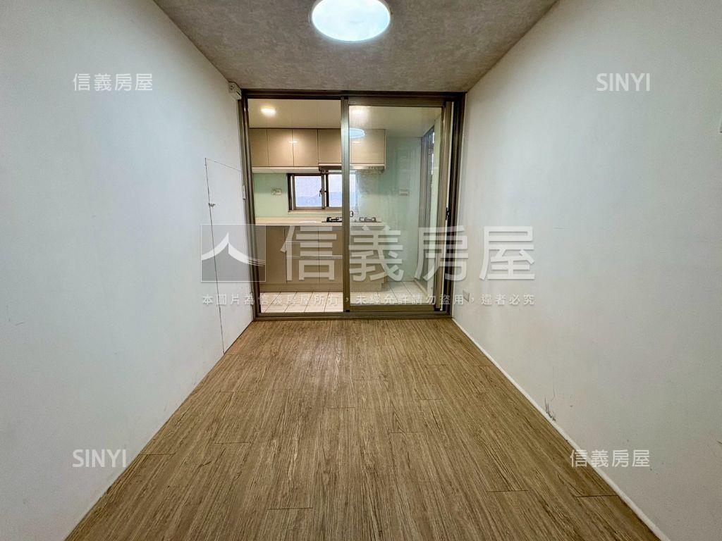 專任環堤優質景觀魔術空間房屋室內格局與周邊環境